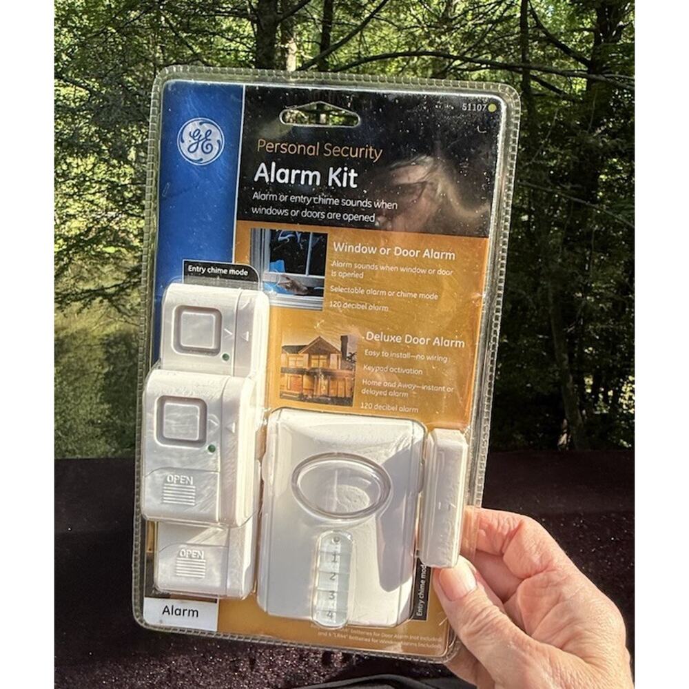 GE Personal Security Alarm Kit #51107 - Window or Door Alarm Brand New!